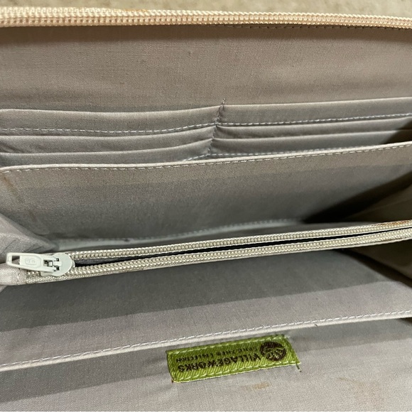 Wristlet clutch purse with fish pattern NWOT - Picture 11 of 15